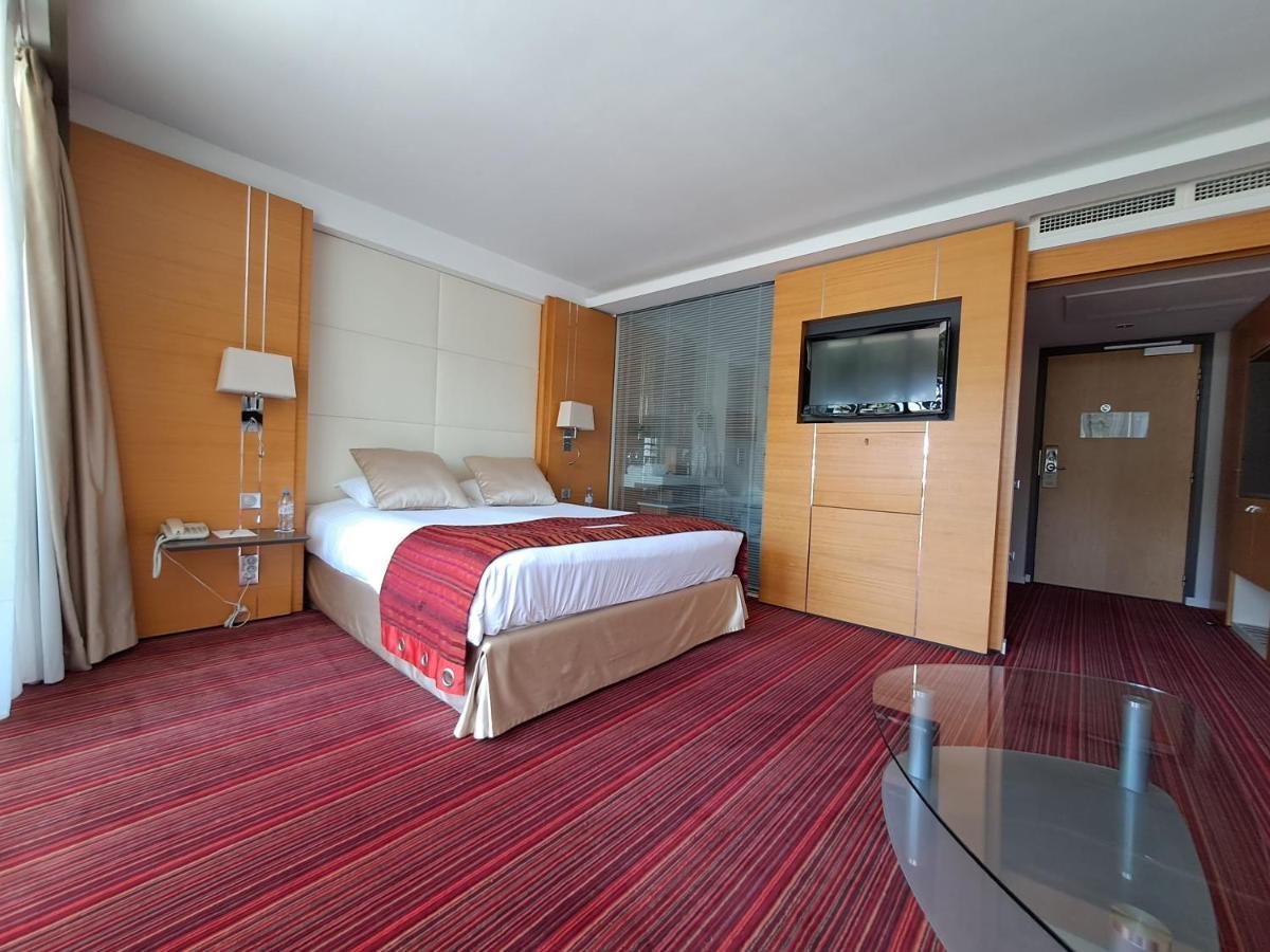 Le Churchill Hotel & Spa Carnac Kültér fotó