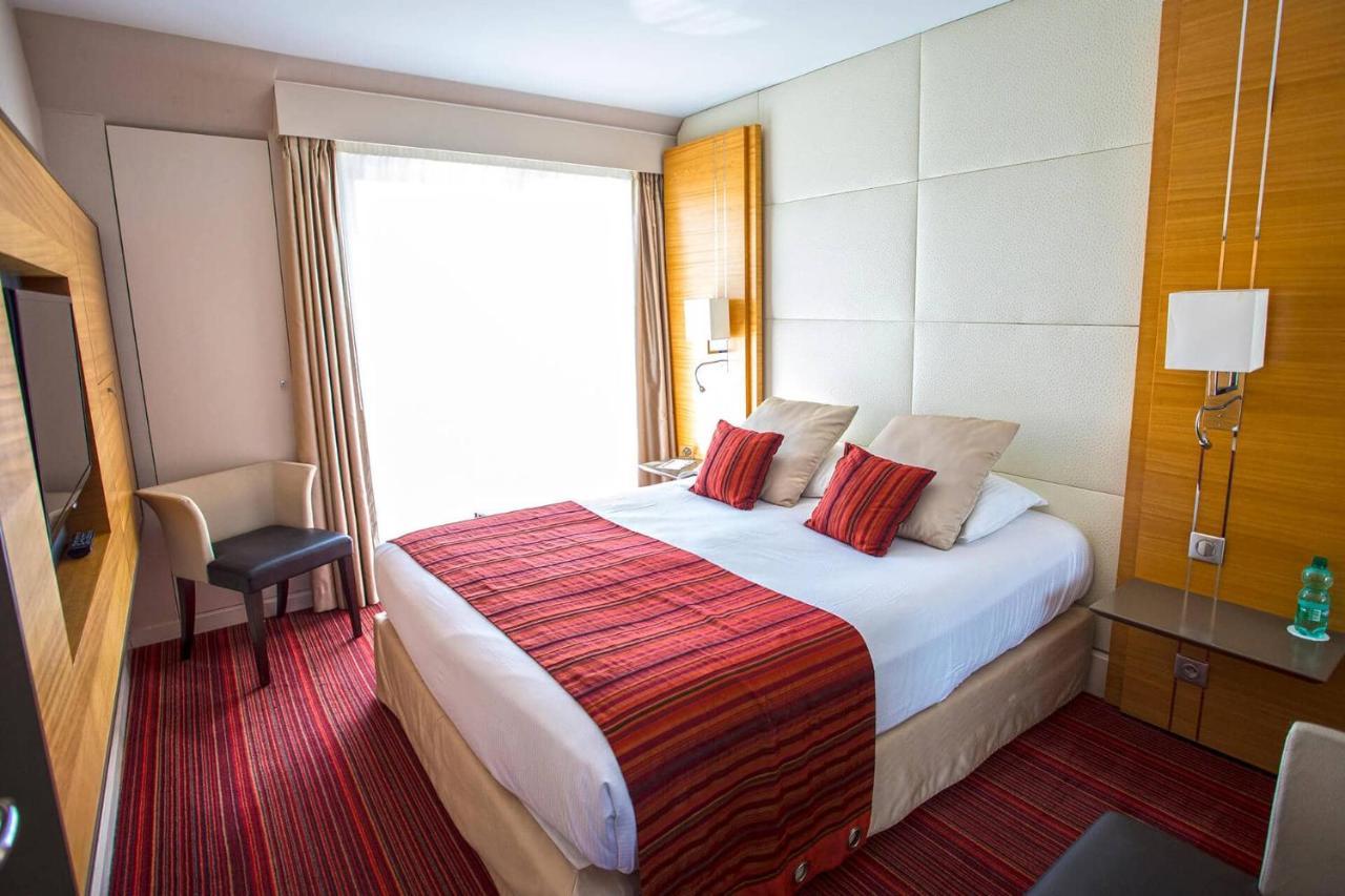 Le Churchill Hotel & Spa Carnac Kültér fotó
