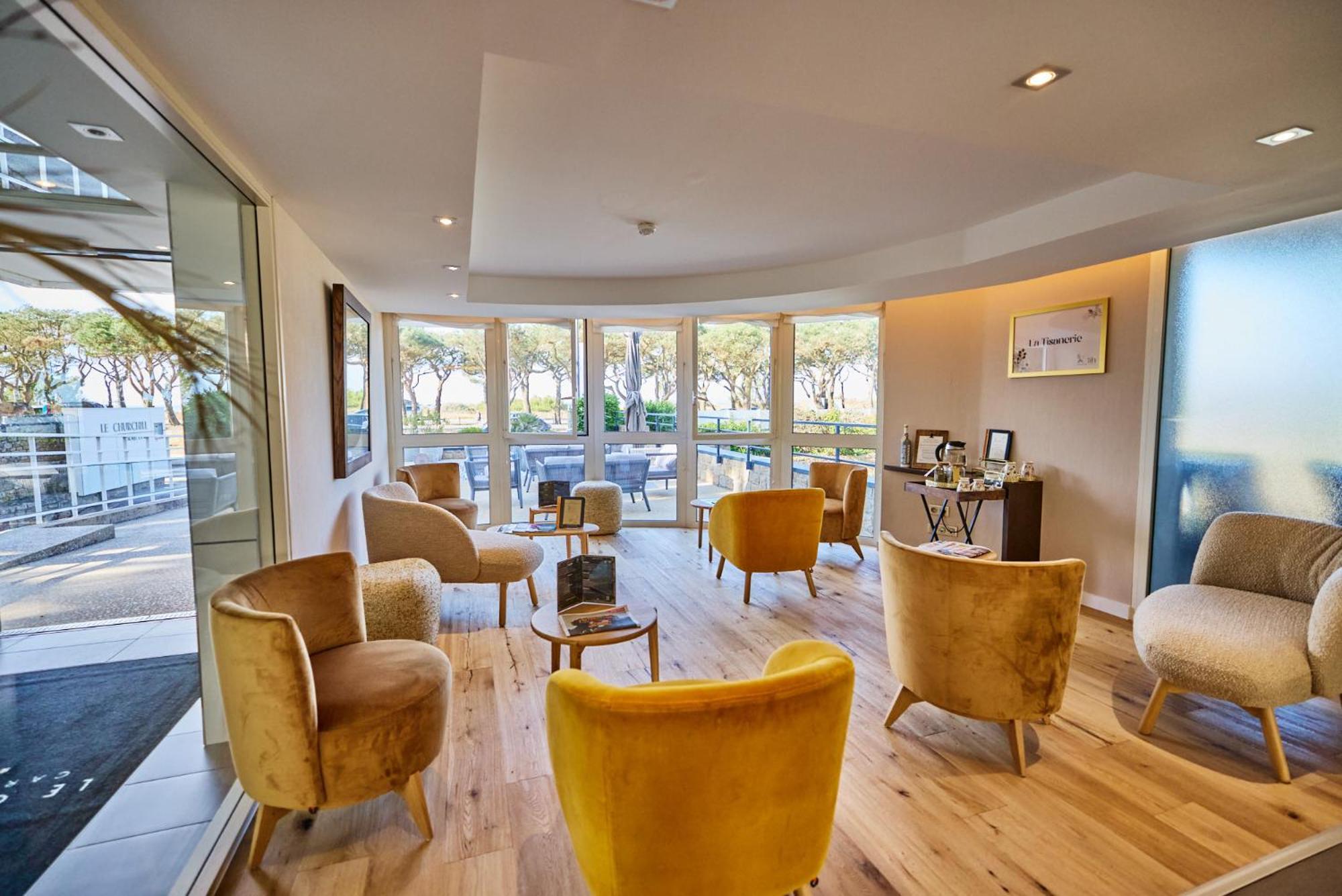 Le Churchill Hotel & Spa Carnac Kültér fotó