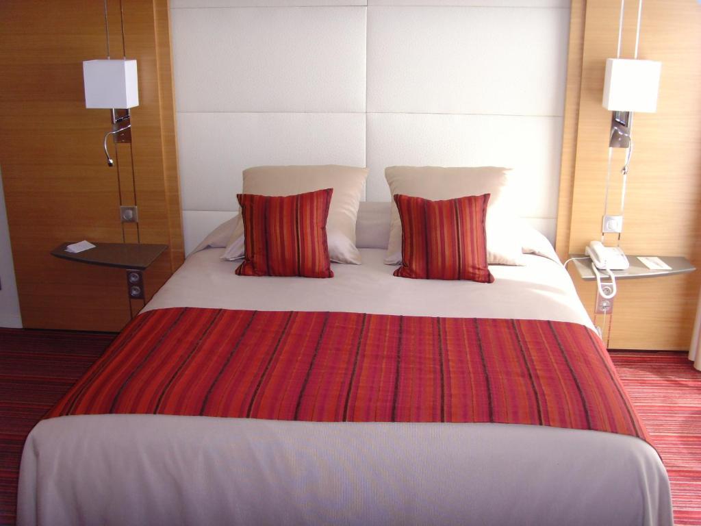 Le Churchill Hotel & Spa Carnac Kültér fotó